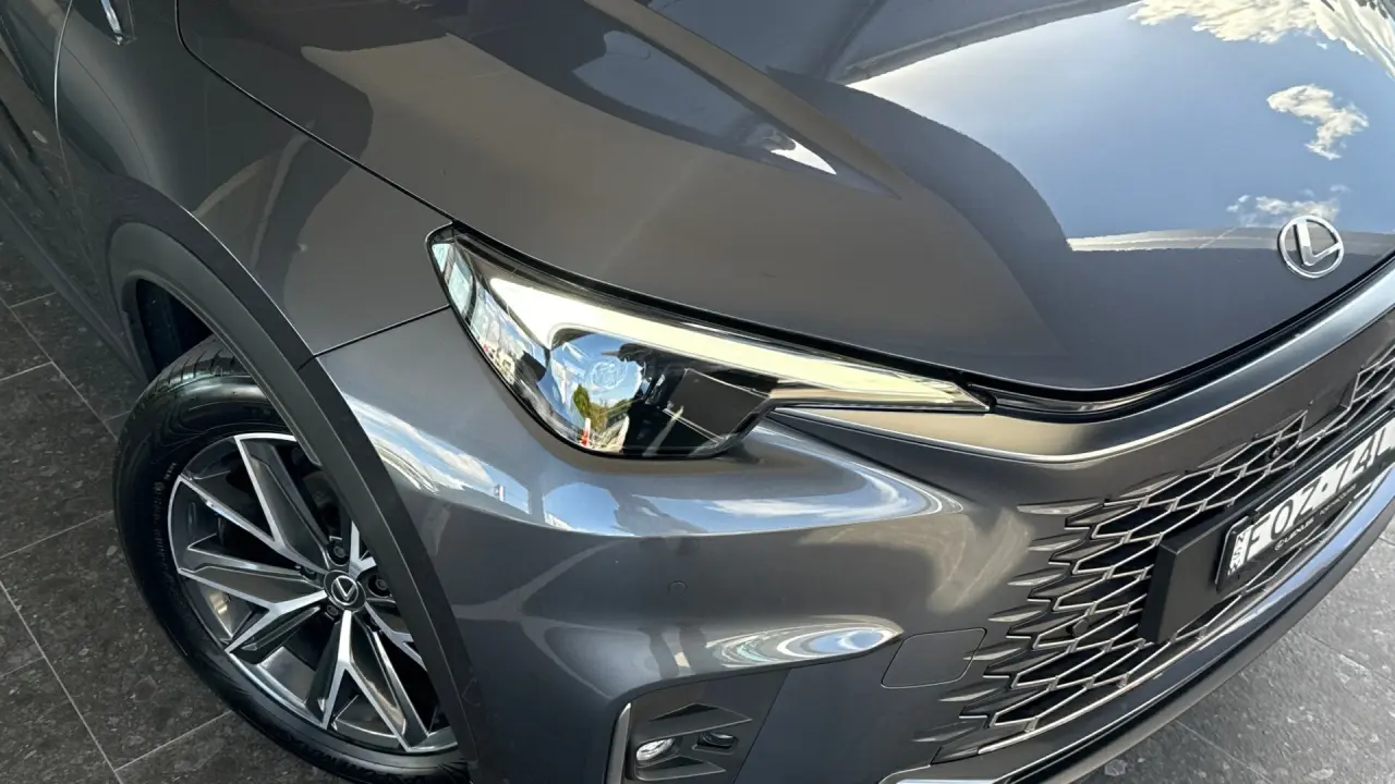 2024 Lexus LBX HEV Gallery Image 3