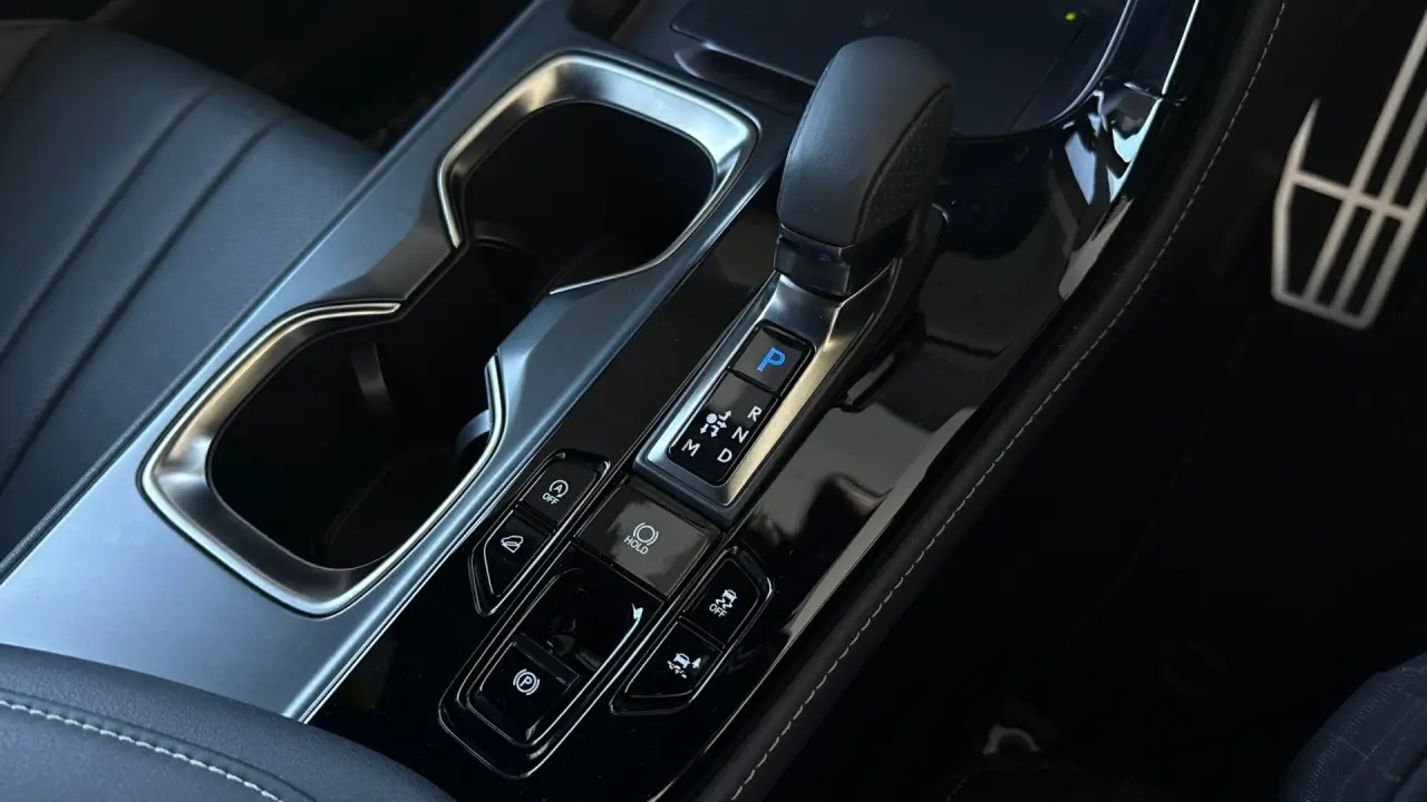 2025 Lexus NX350 Gallery Image 19