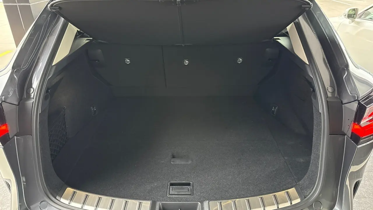 2025 Lexus NX250 Gallery Image 6