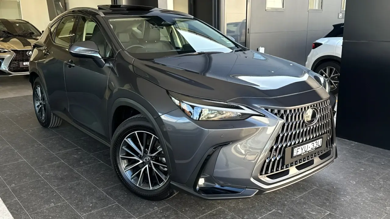 2025 Lexus NX250 Gallery Image 1