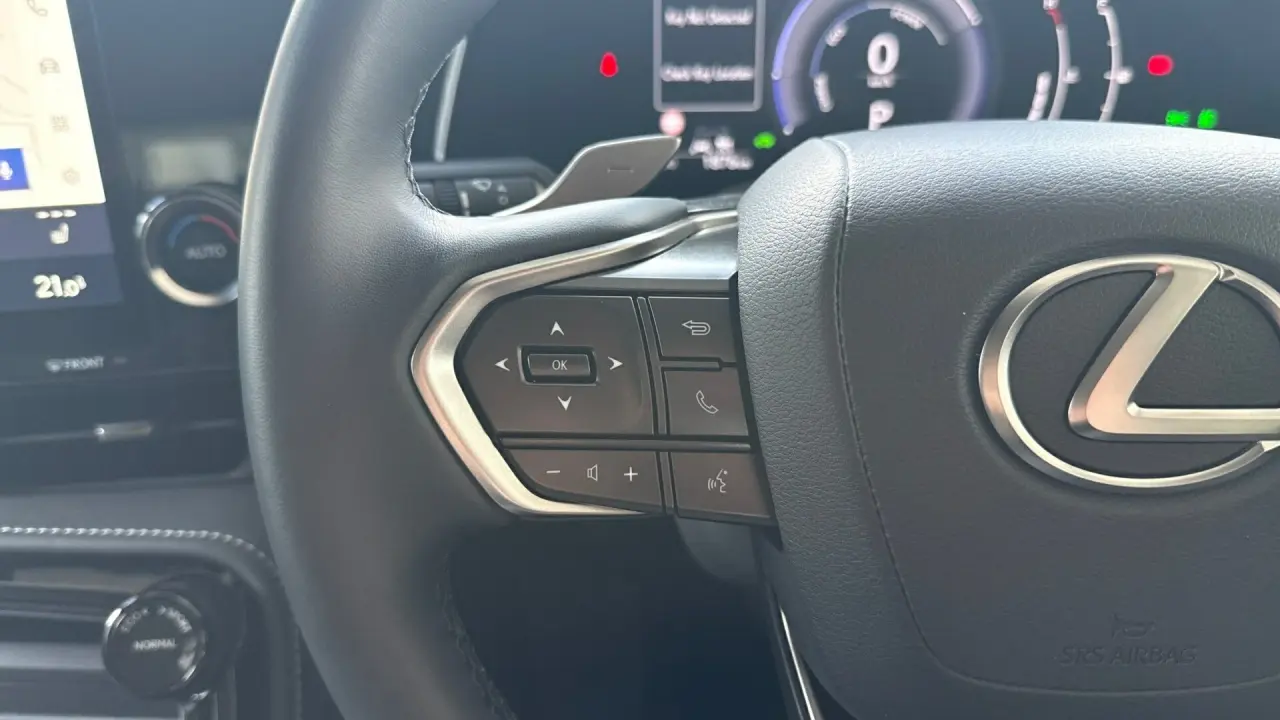 2025 Lexus NX350H Gallery Image 11