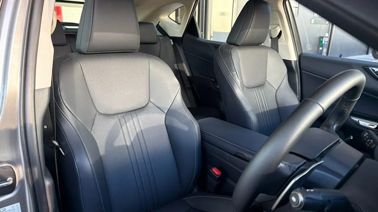 2026 Lexus NX350H Gallery Image 10
