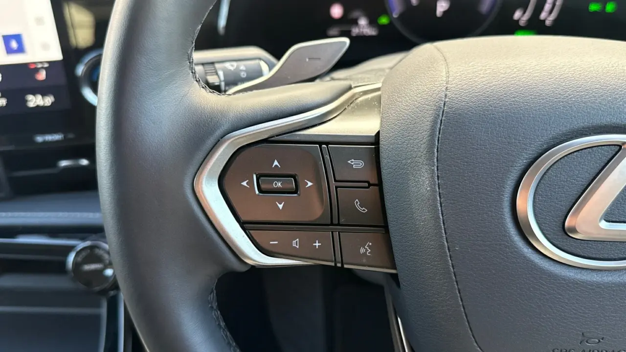 2026 Lexus NX350H Gallery Image 13