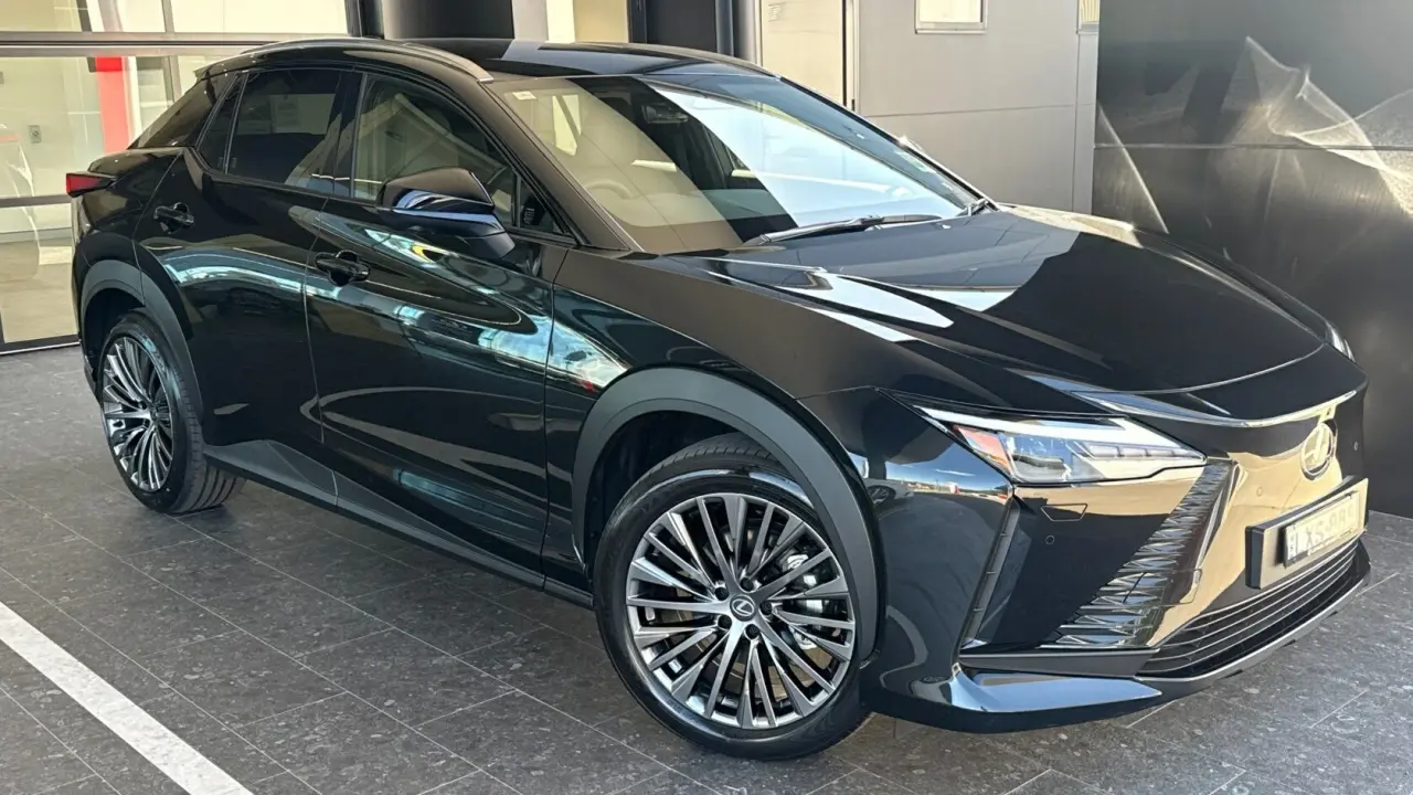 2026 Lexus RZ500e Image