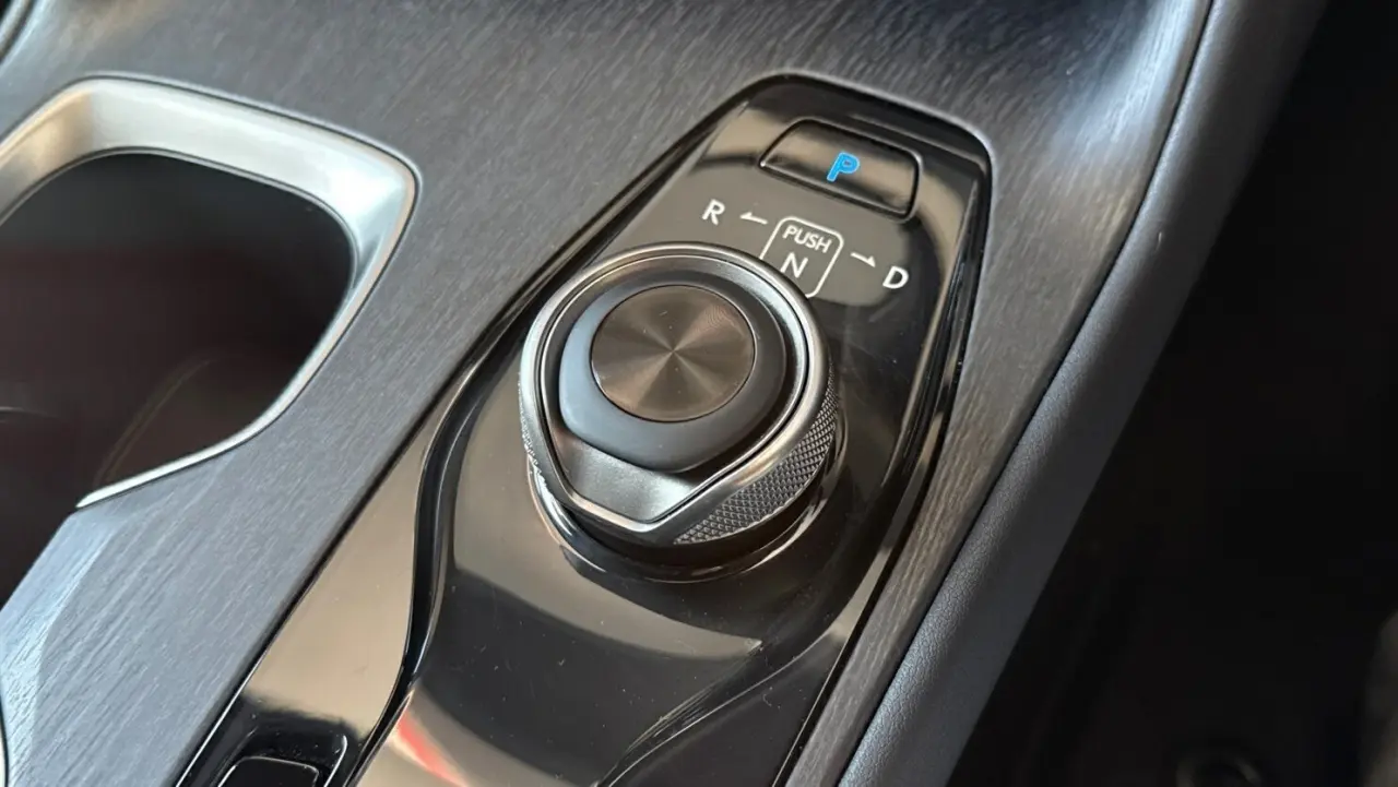 2026 Lexus RZ500e Gallery Image 15