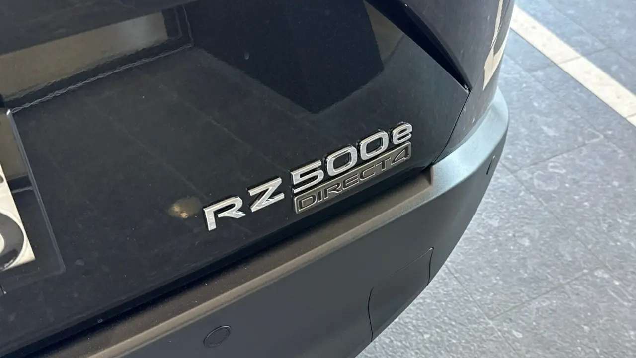 2026 Lexus RZ500e Gallery Image 6