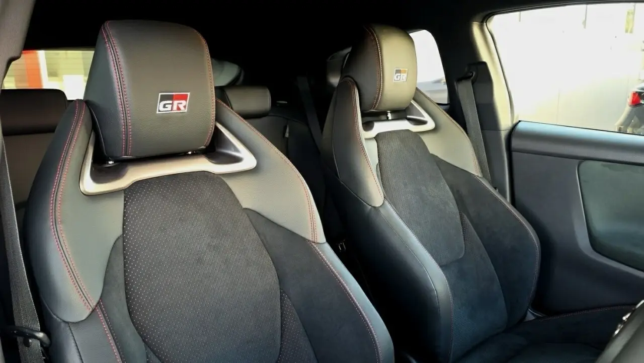 2021 Toyota GR Yaris Gallery Image 7