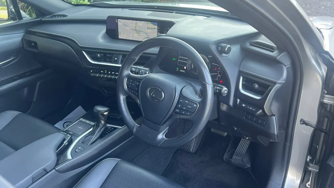 2019 Lexus UX250H Image 11