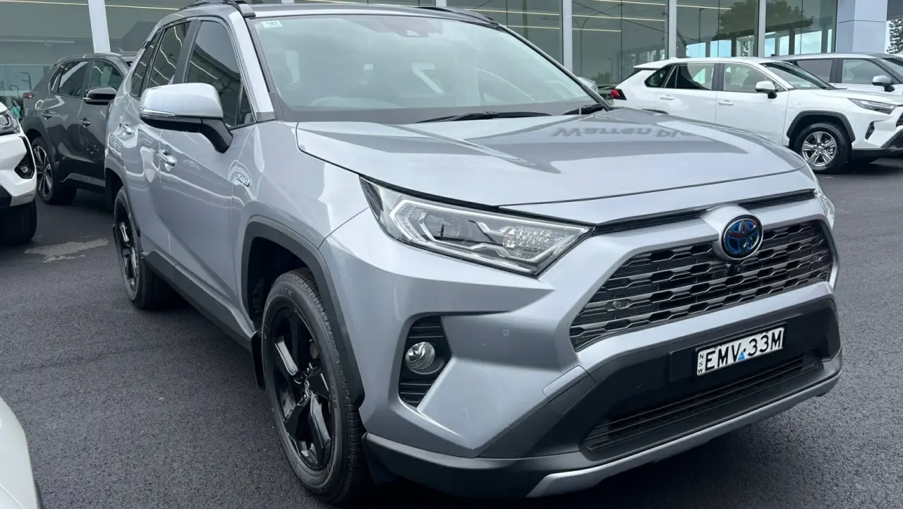 2021 Toyota Rav4 Hybrid Image 1