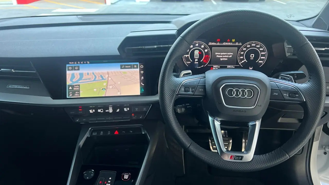 2023 AUDI RS 3 Image 12