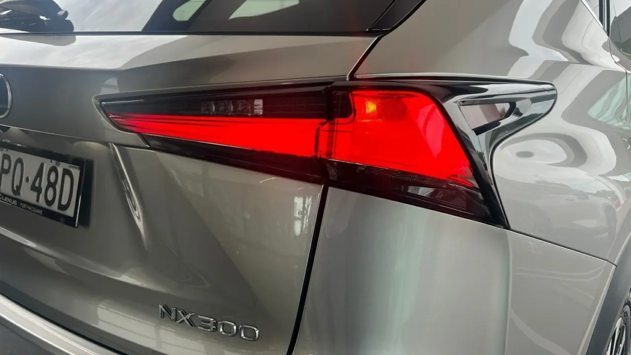 2019 Lexus NX300 Image 20