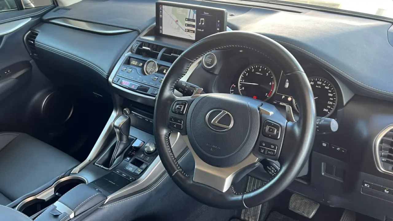 2020 Lexus Nx300 Gallery Image 10