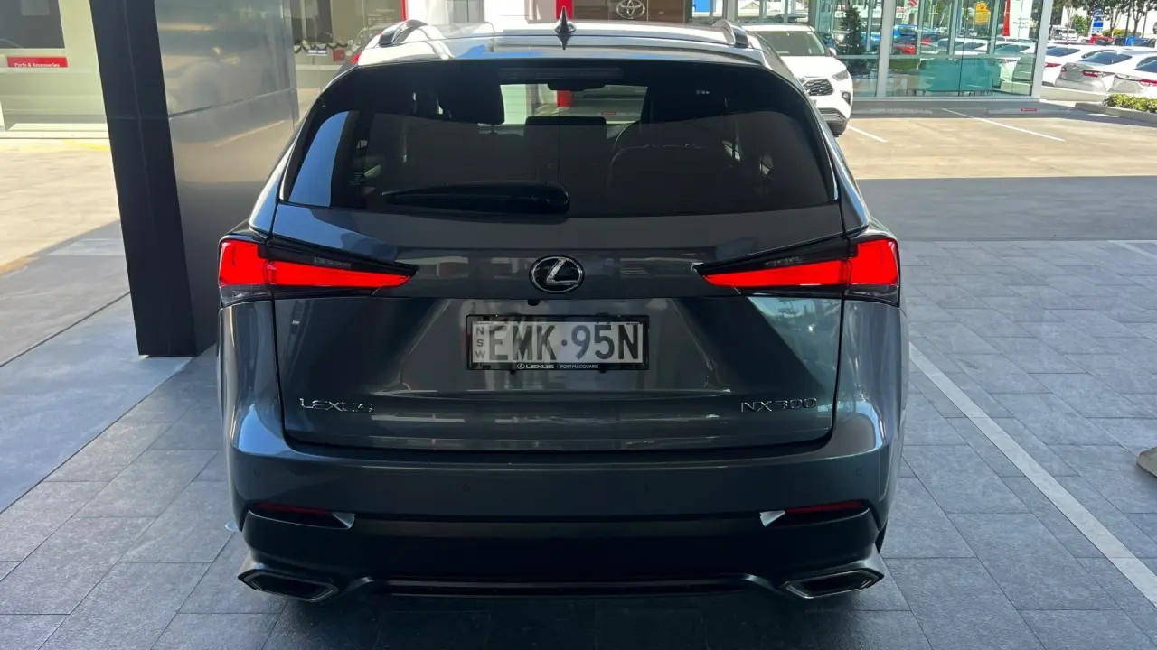 2020 Lexus Nx300 Gallery Image 5