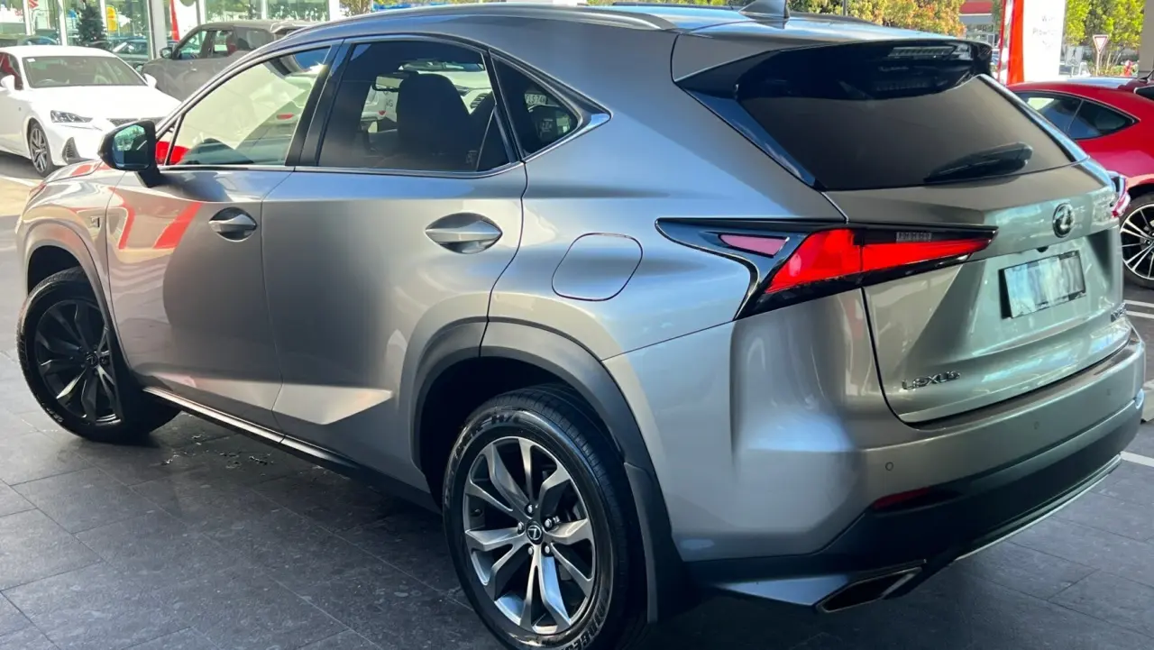 2018 Lexus Nx300 Gallery Image 5