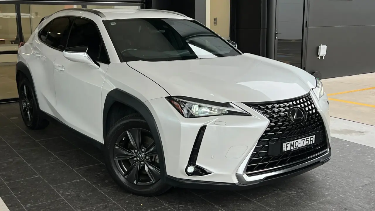 2020 Lexus Ux200 Gallery Image 1