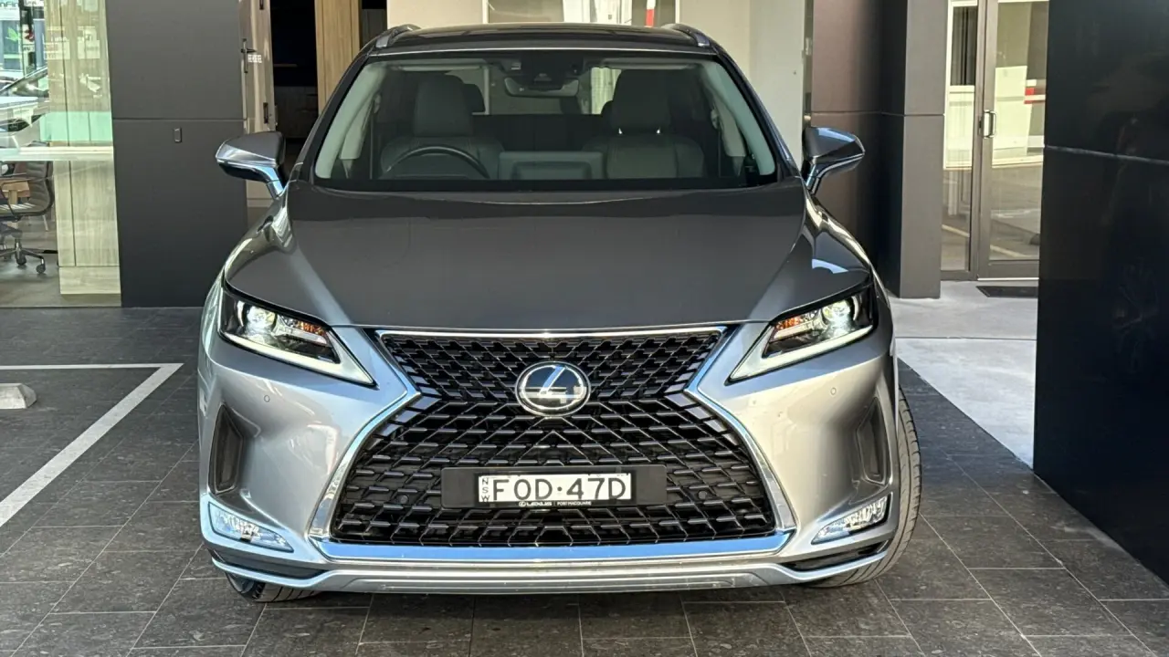 2020 Lexus RX350 Gallery Image 2