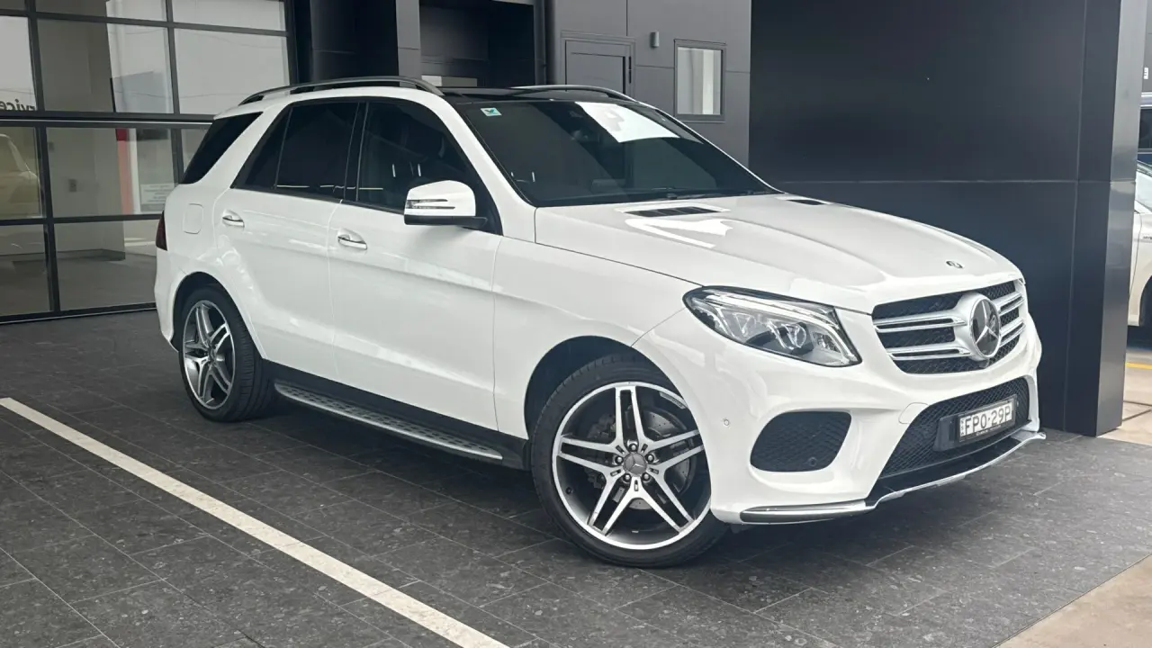 2016 MERCEDES-BENZ GLE Gallery Image 1