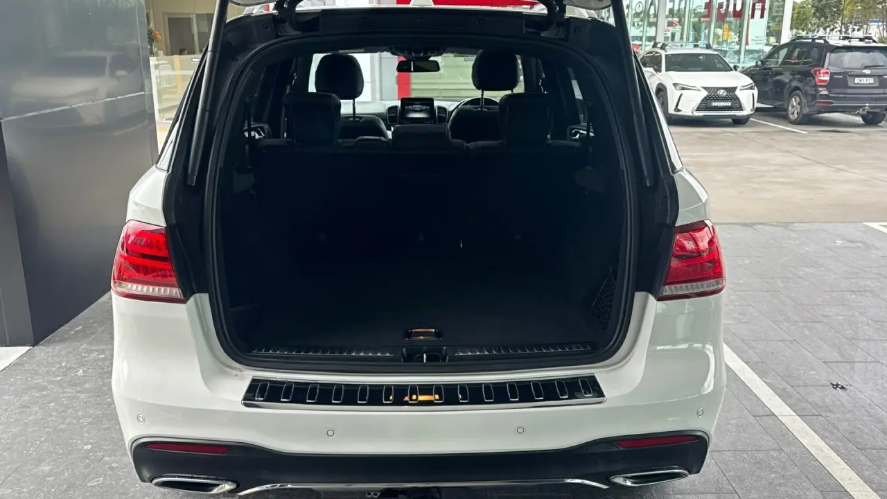 2016 MERCEDES-BENZ GLE Gallery Image 4