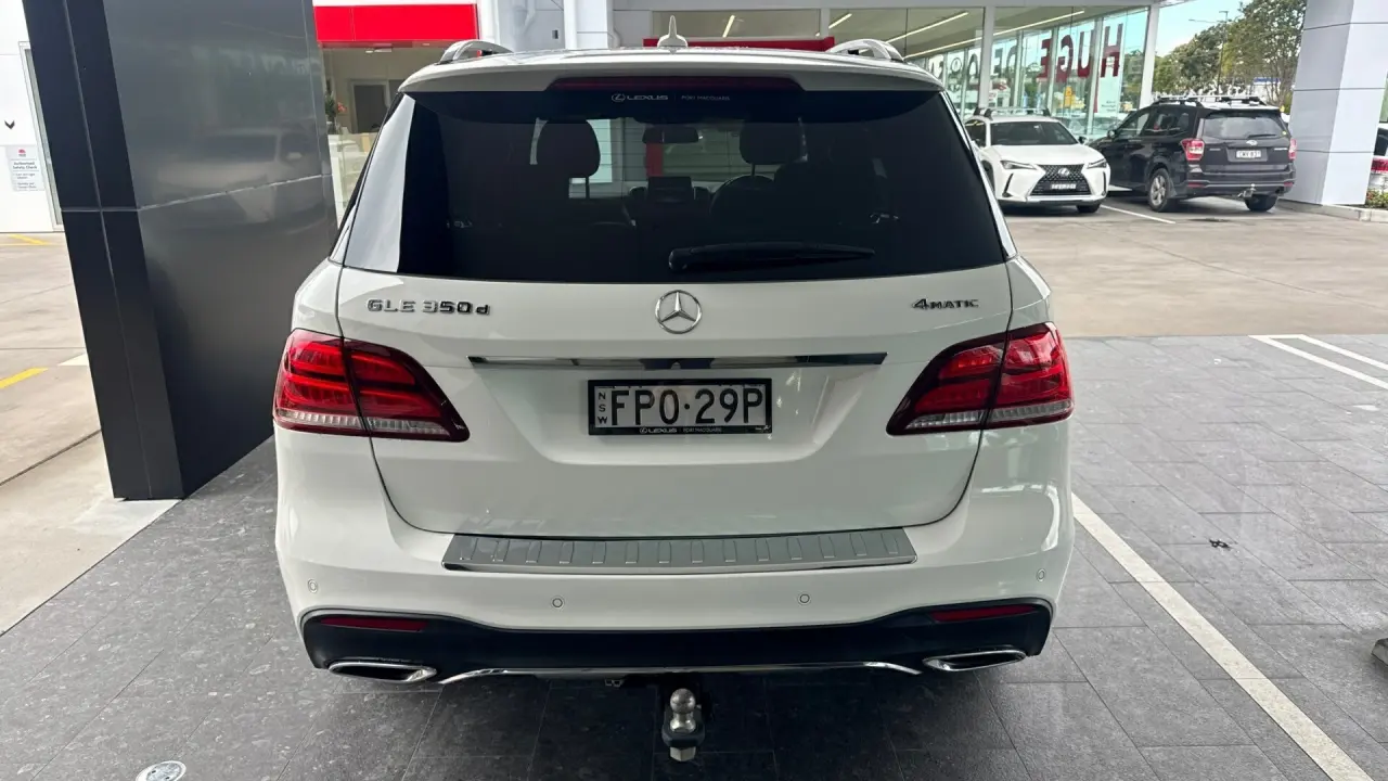 2016 MERCEDES-BENZ GLE Gallery Image 5