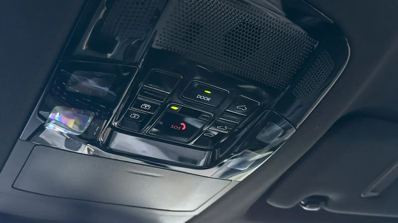 2024 Lexus NX350H Gallery Image 19