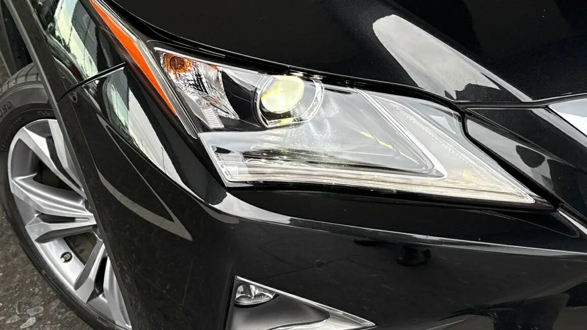 2019 Lexus RX450h Gallery Image 3