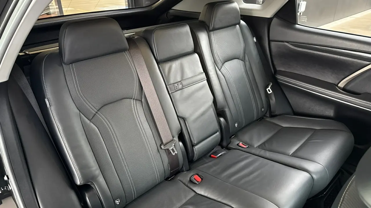 2019 Lexus RX450h Gallery Image 8