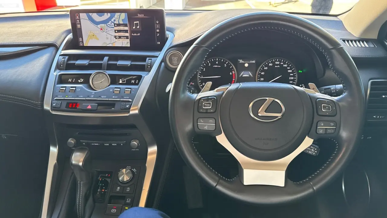 2021 Lexus NX300 Gallery Image 11