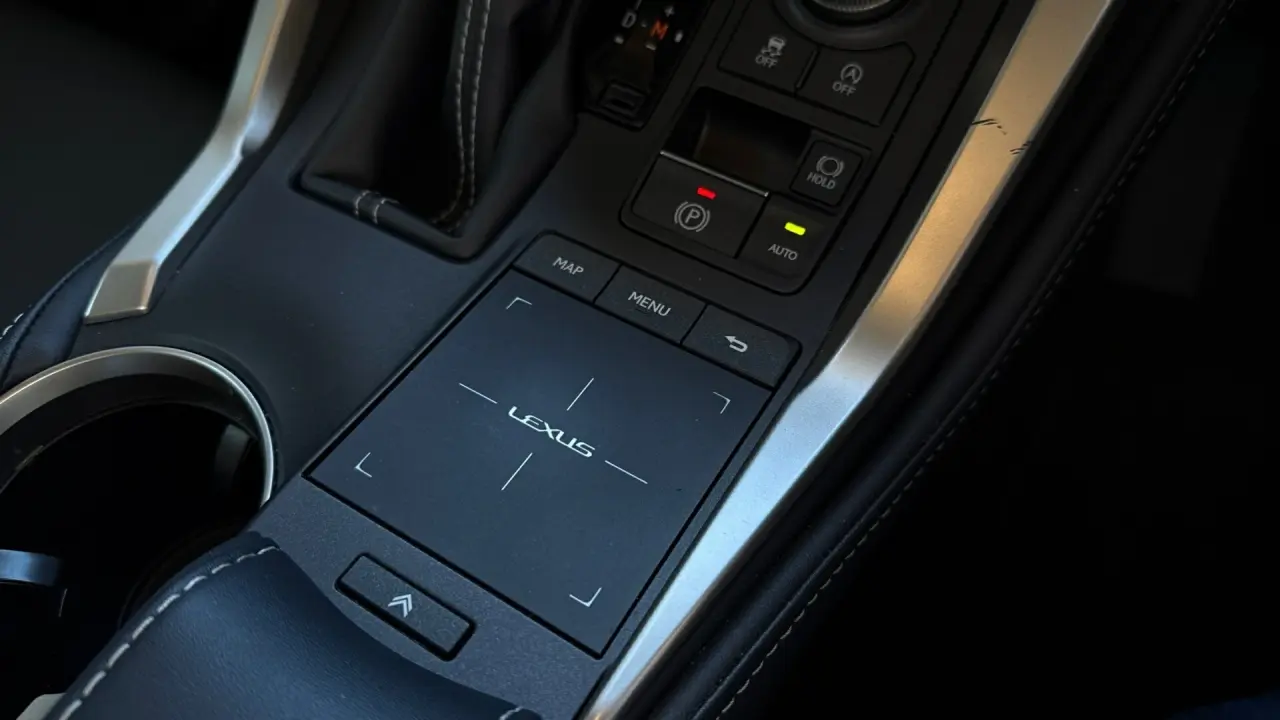 2021 Lexus NX300 Gallery Image 20