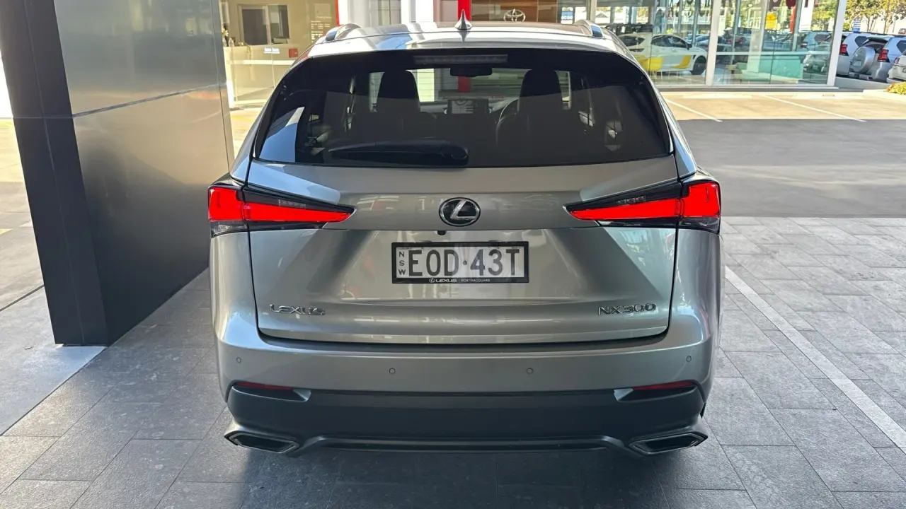 2021 Lexus NX300 Gallery Image 5