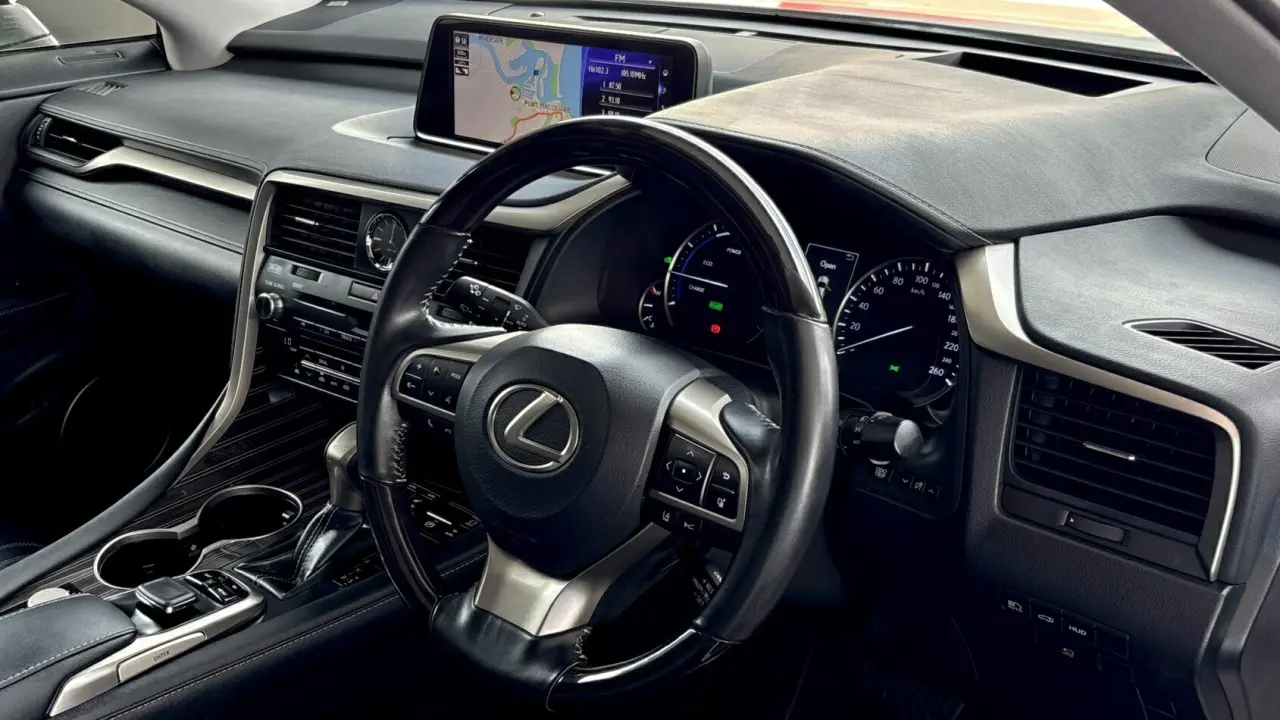 2019 Lexus RX450h Gallery Image 10