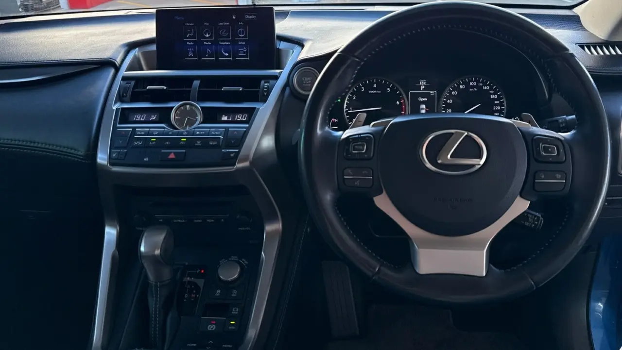 2016 Lexus NX200t Gallery Image 11