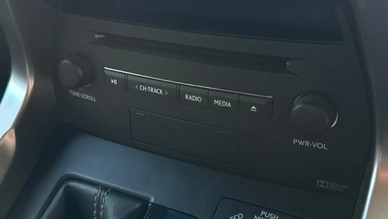 2016 Lexus NX200t Gallery Image 17