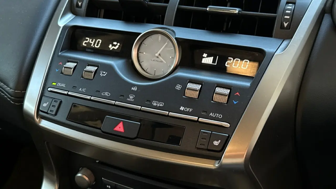 2019 Lexus NX300 Gallery Image 16