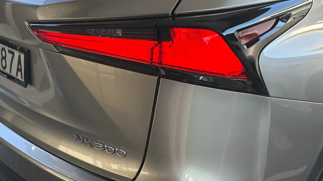 2019 Lexus NX300 Gallery Image 6