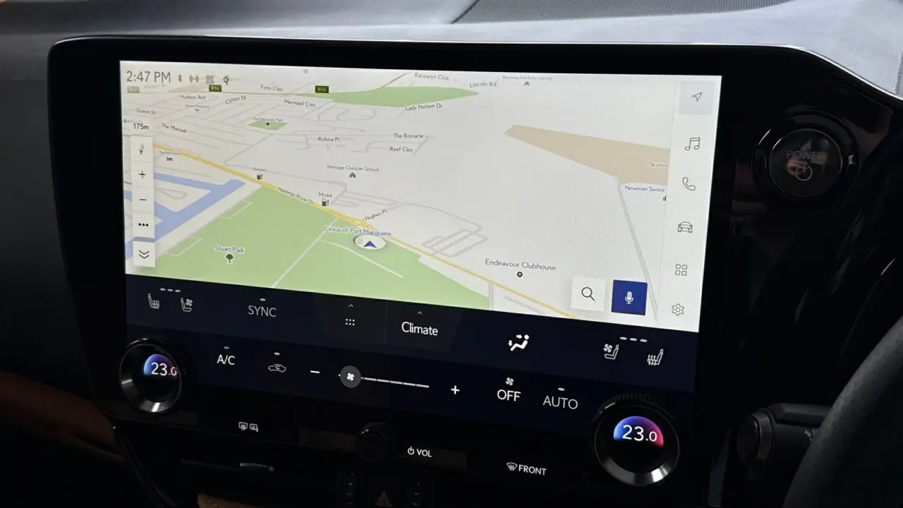2024 Lexus NX350H Gallery Image 15