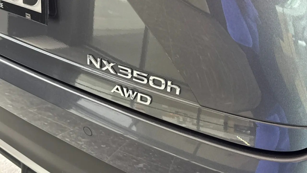 2024 Lexus NX350H Gallery Image 6