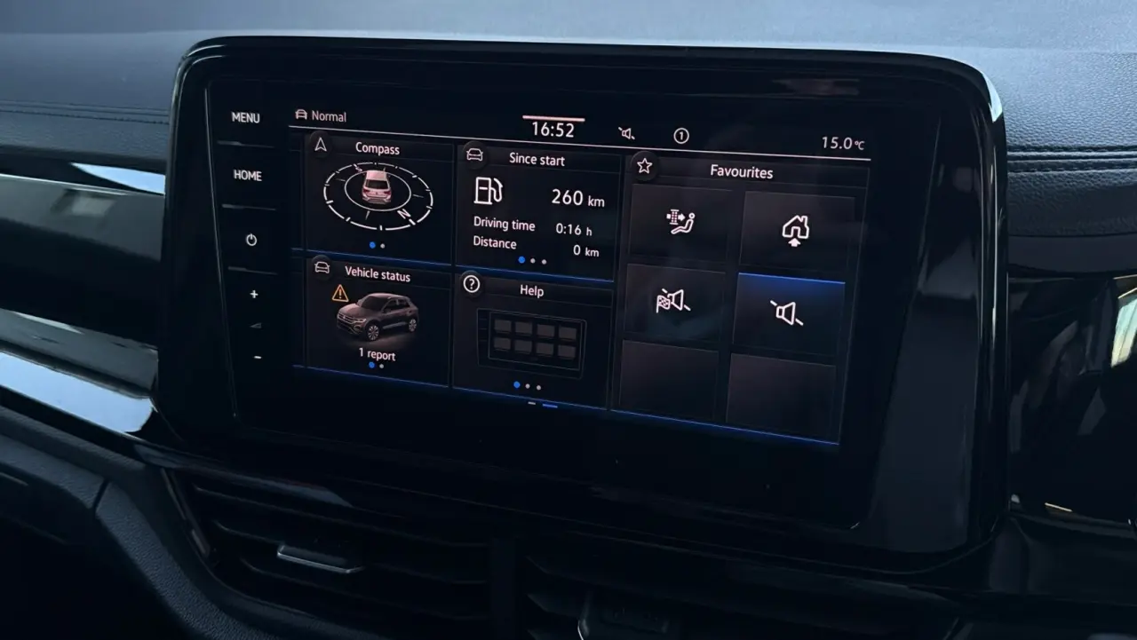 2023 VOLKSWAGEN T-ROC Gallery Image 15