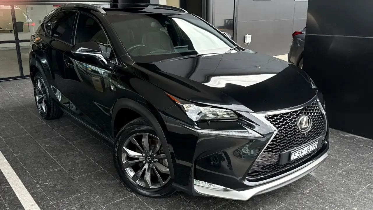 2015 Lexus NX200t Gallery Image 1