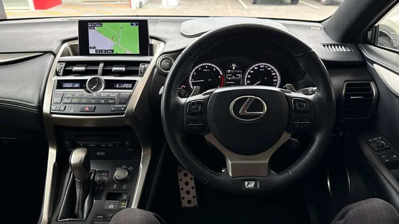 2015 Lexus NX200t Gallery Image 11