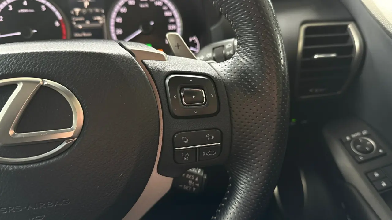 2015 Lexus NX200t Gallery Image 13