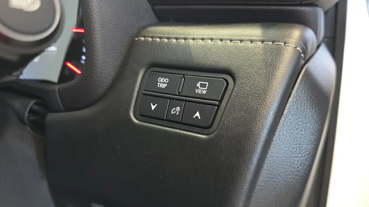 2022 Lexus LX500d Gallery Image 15