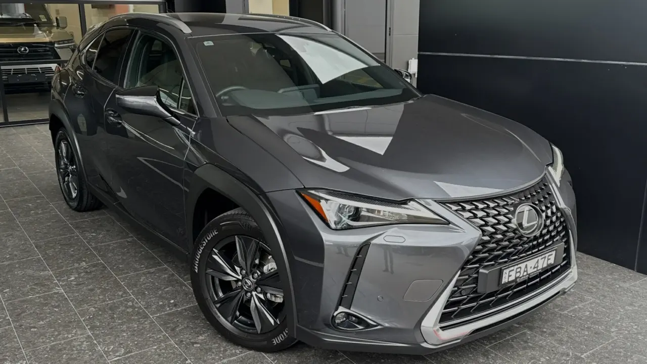 2023 Lexus UX250H Gallery Image 1