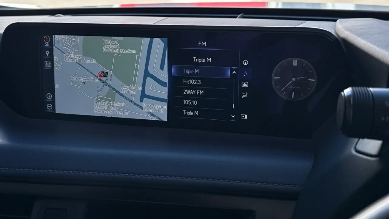 2021 Lexus UX200 Gallery Image 16