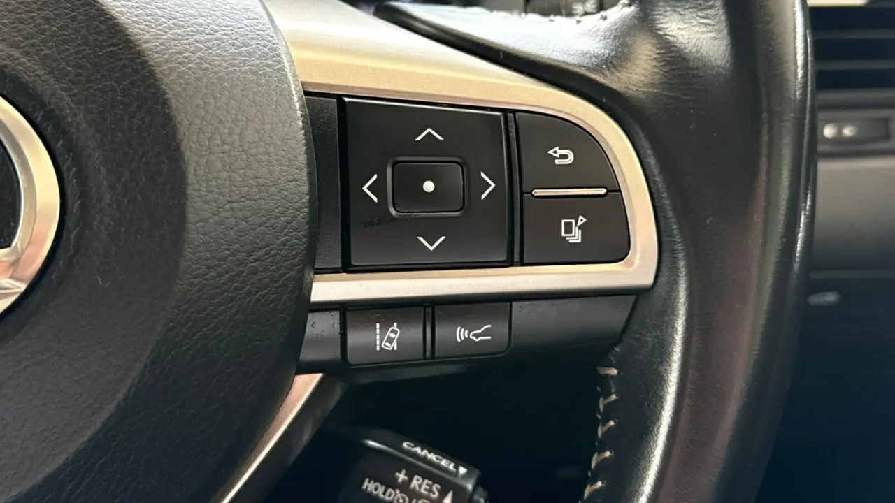 2018 Lexus RX450h Gallery Image 13