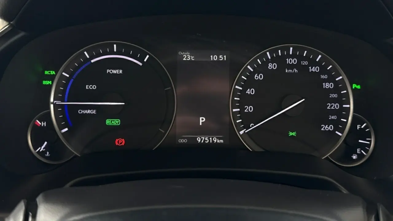 2018 Lexus RX450h Gallery Image 15