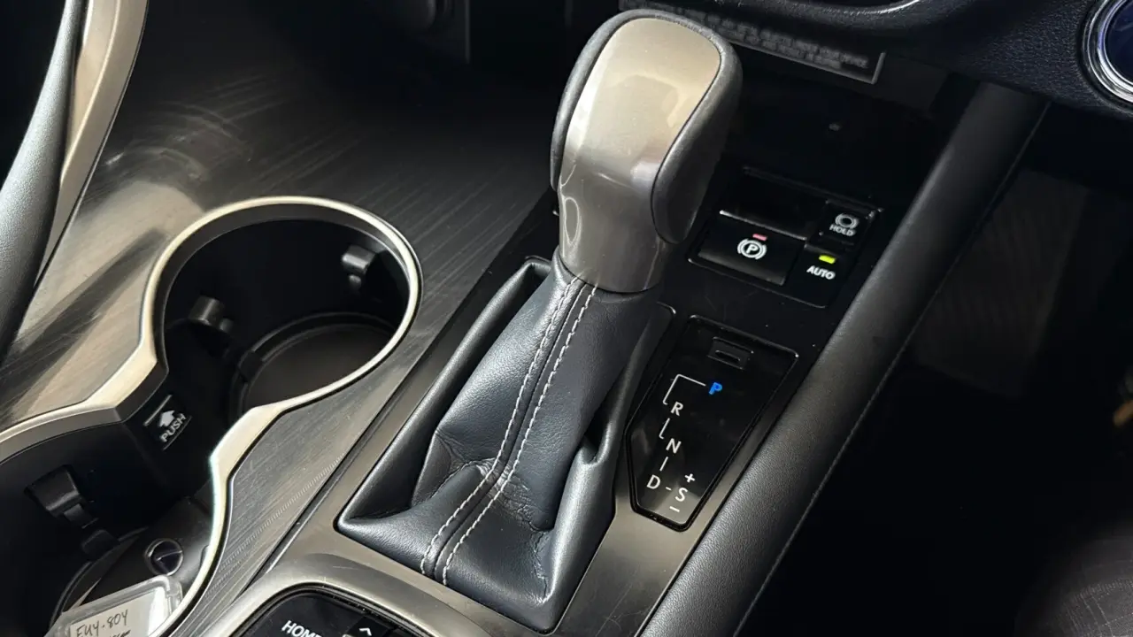 2018 Lexus RX450h Gallery Image 19