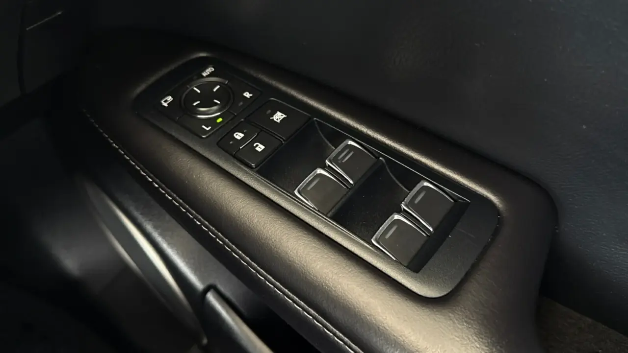 2018 Lexus RX450h Gallery Image 22