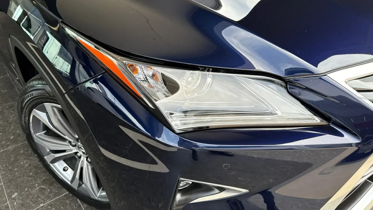 2018 Lexus RX450h Gallery Image 3