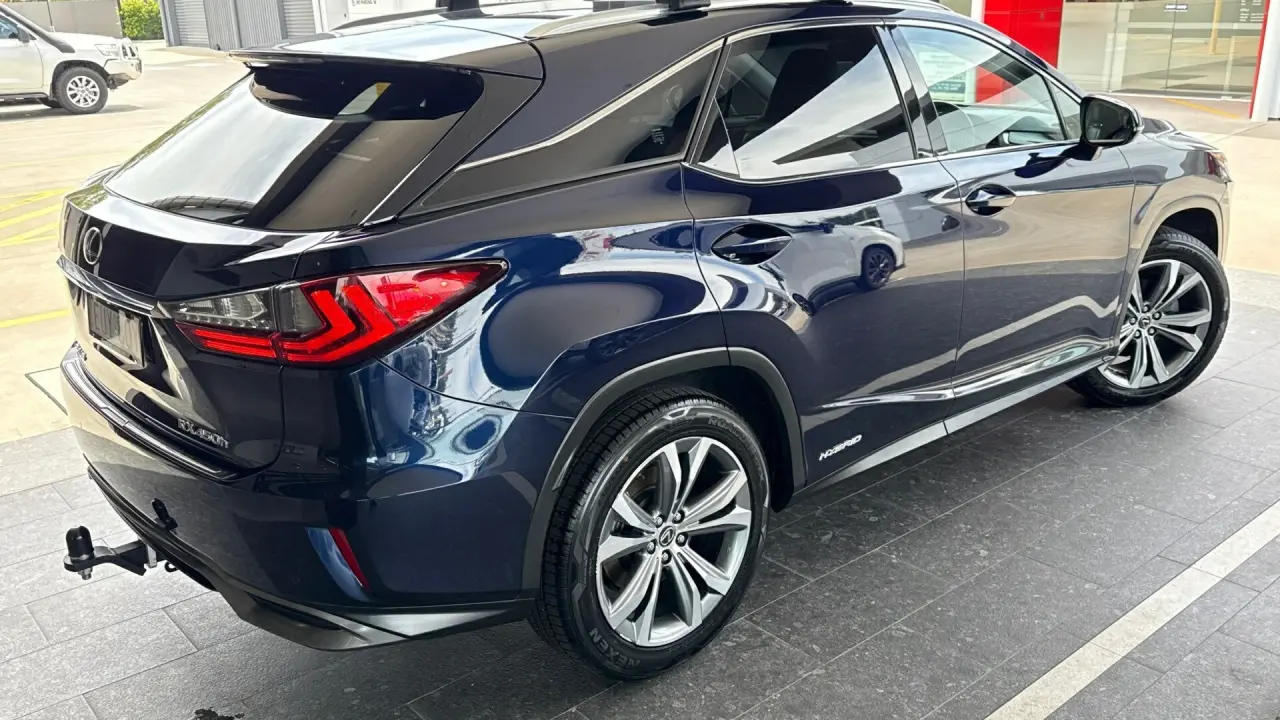 2018 Lexus RX450h Gallery Image 4