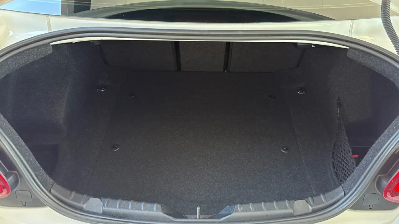 2017 BMW M2 Gallery Image 10